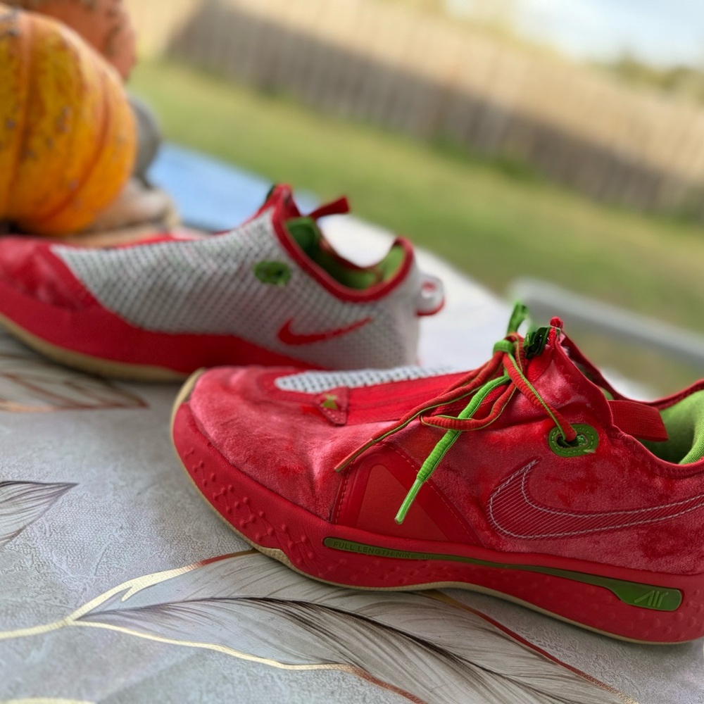 Nike Air PG 4 Christmas Edition Men's Sneakers Red Green Size 8 CD5079-602. - Picture 9 of 11